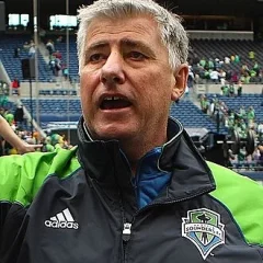 Sigi Schmid height profile photo