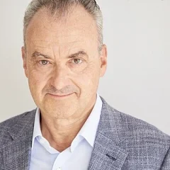 Silvio Scaglia height profile photo