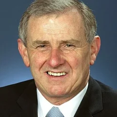 Simon Crean height profile photo