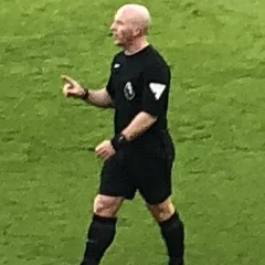 Simon Hooper height profile photo