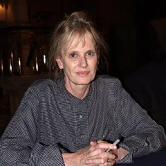 Siri Hustvedt height profile photo