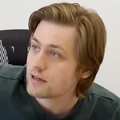 Sodapoppin height profile photo