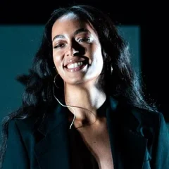 Solange Knowles height profile photo