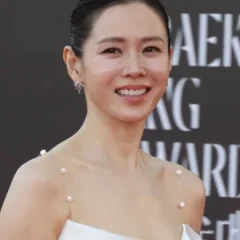 Son Ye-jin height profile photo
