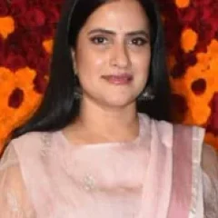 Sona Mohapatra height profile photo