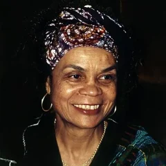 Sonia Sanchez height profile photo