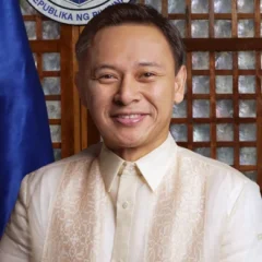Sonny Angara height profile photo
