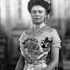 Sophie, Duchess of Hohenberg height profile photo