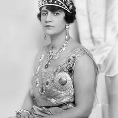 Soraya Tarzi height profile photo