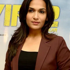 Soundarya Rajinikanth height profile photo