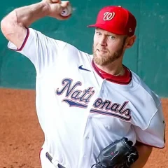 Stephen Strasburg height profile photo