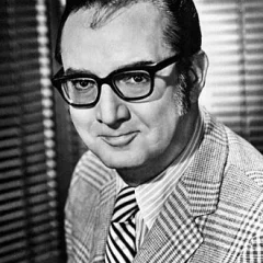Steve Allen height profile photo