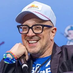 Steve Burns height profile photo