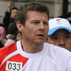 Steve Cram height profile photo