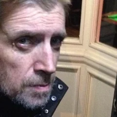 Steve Dillon height profile photo