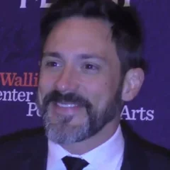 Steve Kazee height profile photo