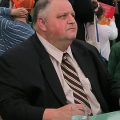 Steve Silberman height profile photo