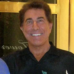 Steve Wynn height profile photo