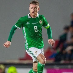Steven Davis height profile photo