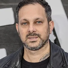 Steven Frayne height profile photo