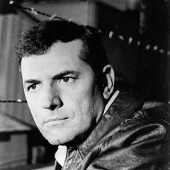 Steven Hill height profile photo