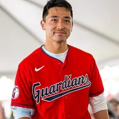 Steven Kwan height profile photo