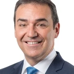 Steven Marshall height profile photo