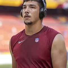Steven Montez height profile photo