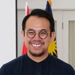 Steven Sim Chee Keong height profile photo