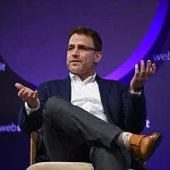 Stewart Butterfield height profile photo