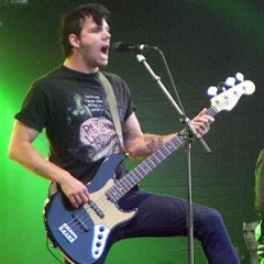 Stu Richardson height profile photo