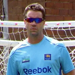 Stuart Law height profile photo
