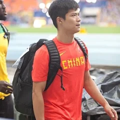 Su Bingtian height profile photo