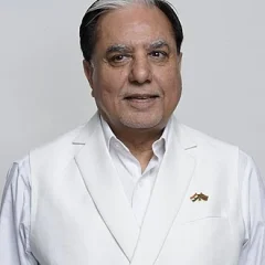 Subhash Chandra height profile photo