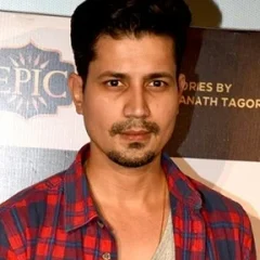 Sumeet Vyas height profile photo