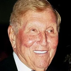Sumner Redstone height profile photo