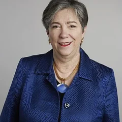 Susan Lindquist height profile photo