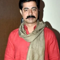 Sushant Singh height profile photo