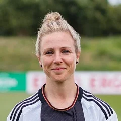 Svenja Huth height profile photo