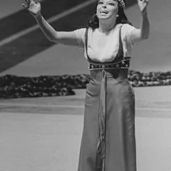 Sylvia Geszty height profile photo