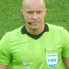 Szymon Marciniak height profile photo