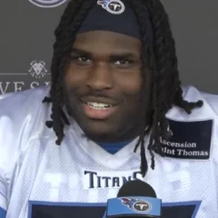 T'Vondre Sweat height profile photo