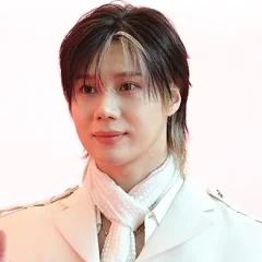 Taemin height profile photo