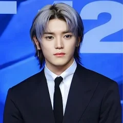 Taeyong height profile photo