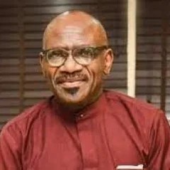 Taiwo Odukoya height profile photo