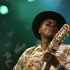 Taj Mahal (musician) height profile photo