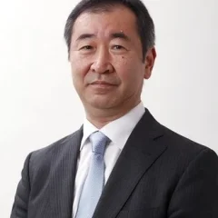Takaaki Kajita height profile photo