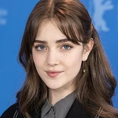 Talia Ryder height profile photo