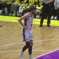 Tanner Groves height profile photo