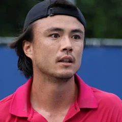 Taro Daniel height profile photo